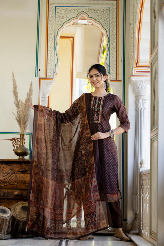 Chanderi Straight Kurti With Pant and Dupatta