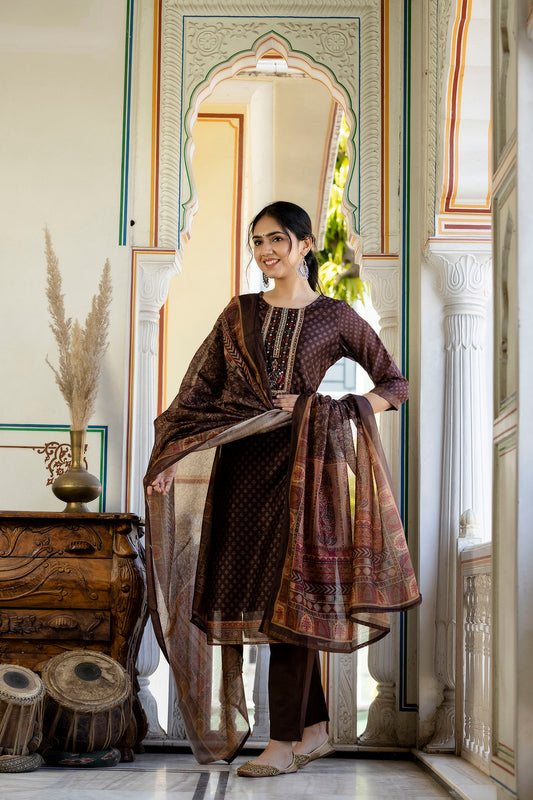 Chanderi Straight Kurti With Pant and Dupatta