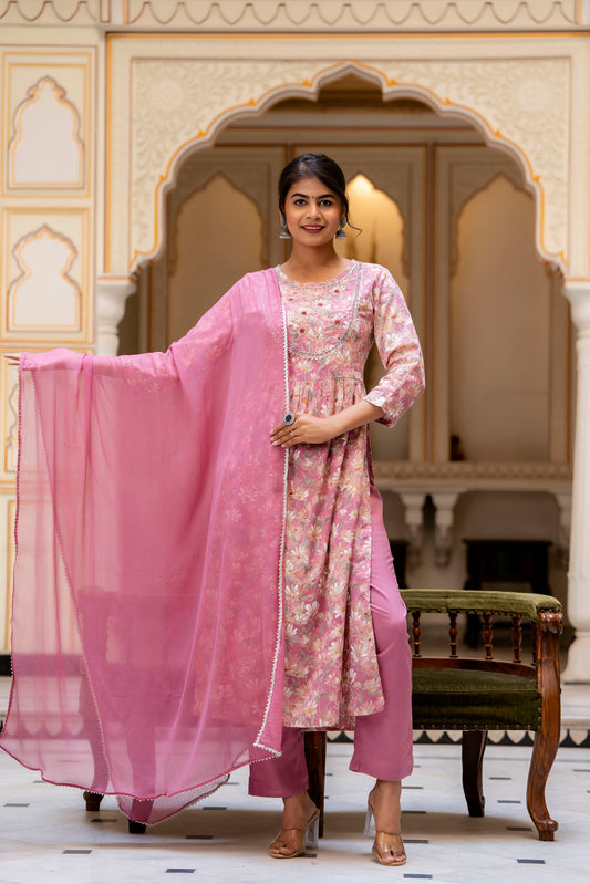 Nayra Cut Kurti With Pant and Dupatta