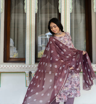 Nayra Cut Kurti With Pant and Dupatta