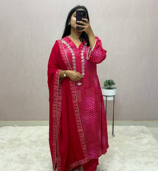 Crepe Bandhej A-line Suit Set