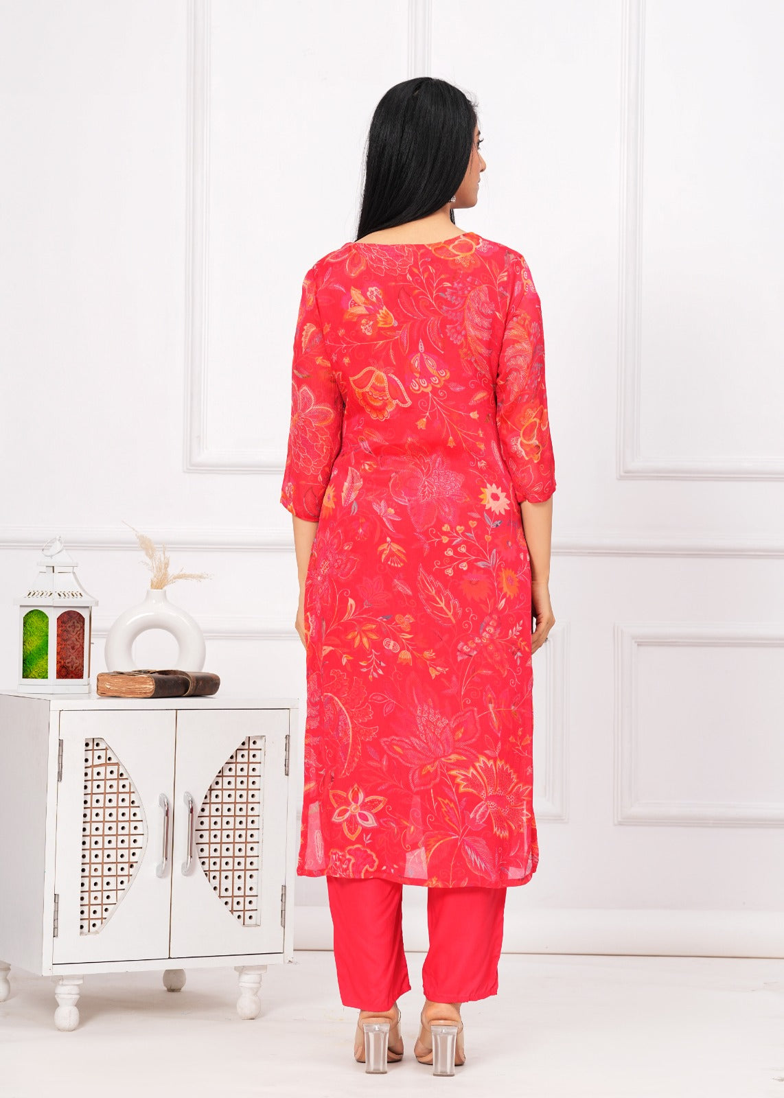 Chinon Printed Straight Kurti with Pant and Dupatta