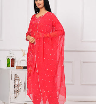 Chinon Printed Straight Kurti with Pant and Dupatta