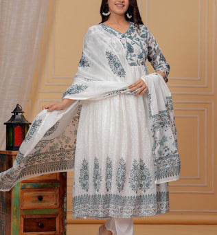 Mulmul Printed Kurti with Pant and Dupatta