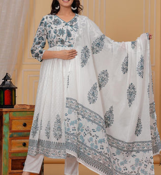 Mulmul Printed Kurti with Pant and Dupatta