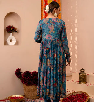 Alia Kurti Pant Dupatta Set