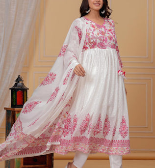 Mulmul Printed Kurti with Pant and Dupatta