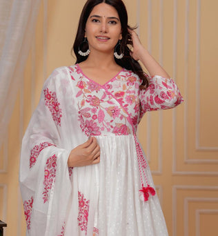 Mulmul Printed Kurti with Pant and Dupatta