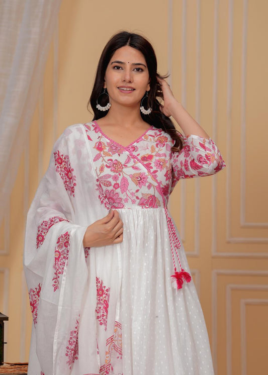 Mulmul Printed Kurti with Pant and Dupatta