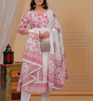 Mulmul Printed Kurti with Pant and Dupatta